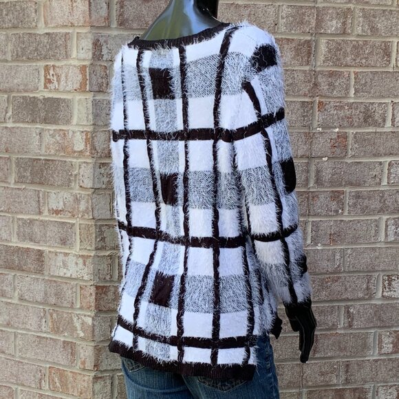 Lauren Michelle Long Sleeve Eyelash Round Neckline Sweater Sz M - Picture 5 of 11